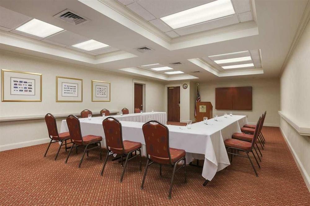 Hampton Inn & Suites Ridgecrest Facilities photo